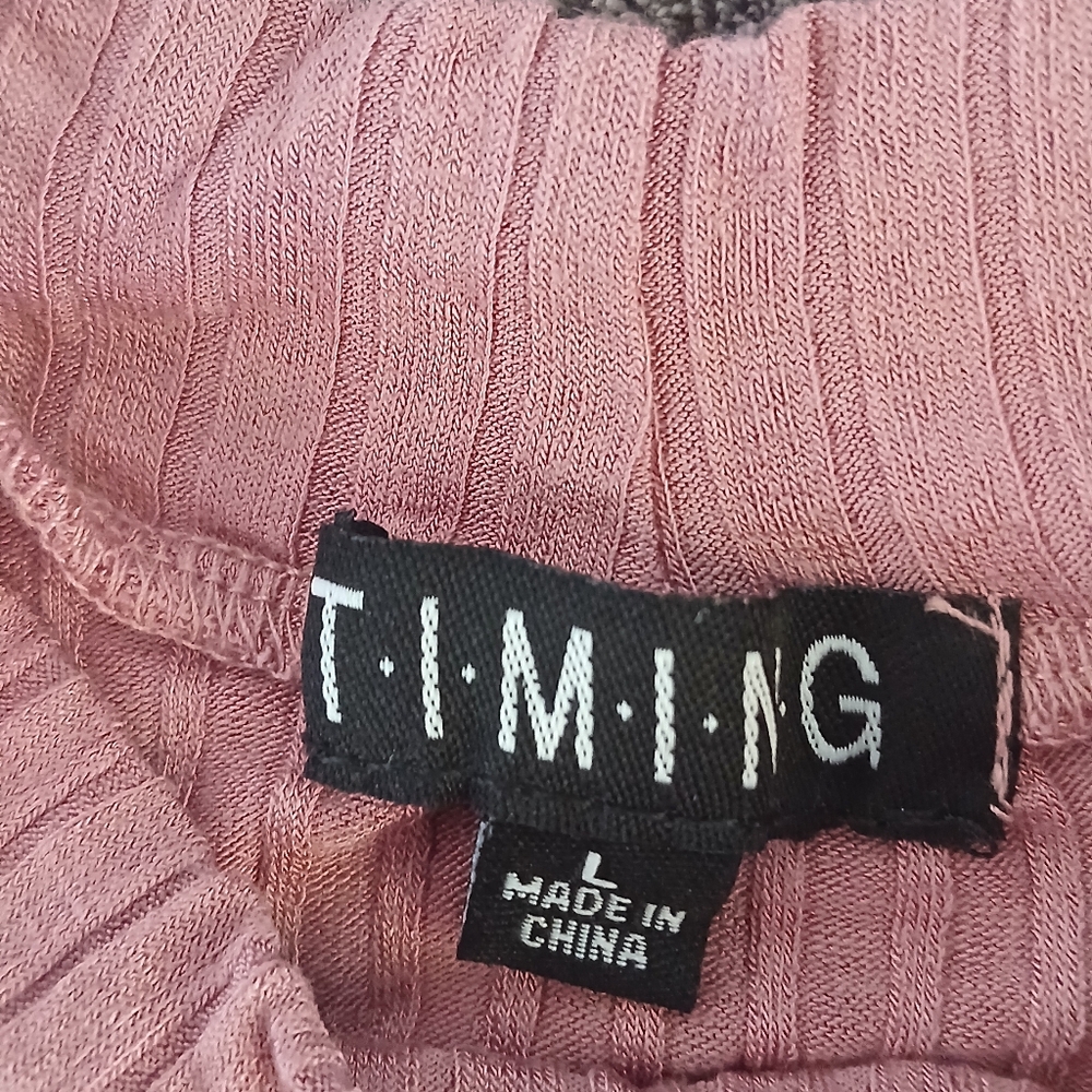 Timing Pink Ribbed Tank Top - Picture 4 of 4
